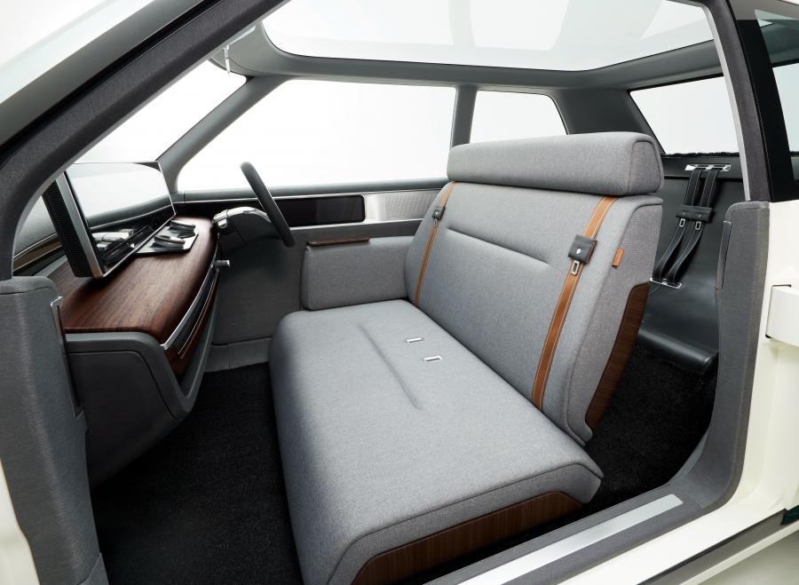 Интерьер Honda Urban EV Concept 2017 года  (фото 16 из 18)